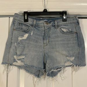 Old Navy Boyfriend MidRise Light Wash Jean Shorts 2.5” inseam